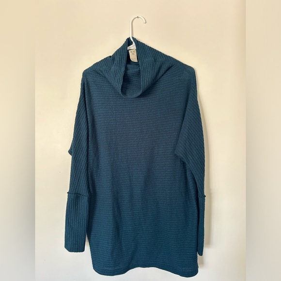 We The Free People Kitty Thermal Tunic Top - Picture 2 of 8